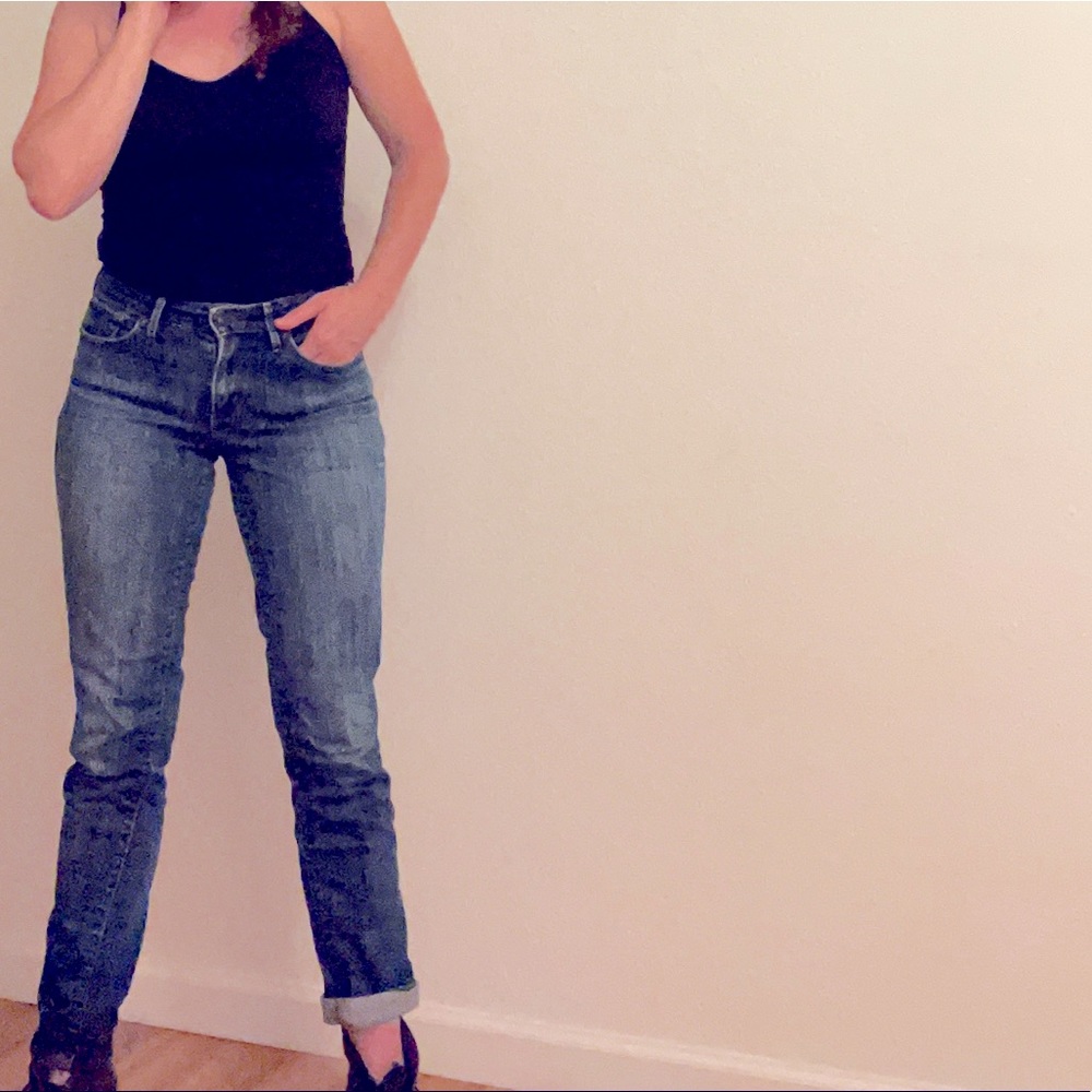 Levi’s bold curve, classic rise limited release
